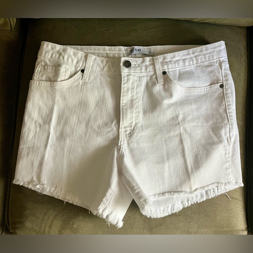 Just Black White Jean Shorts Classic Style-very good condition